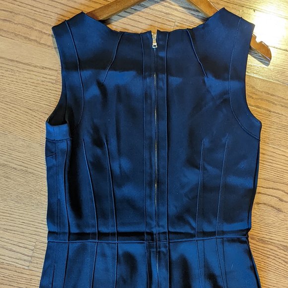 Women's Dolce & Gabbana Mini Sheath Stretch Sleeveless Solid Black Dress 40 - Picture 4 of 11